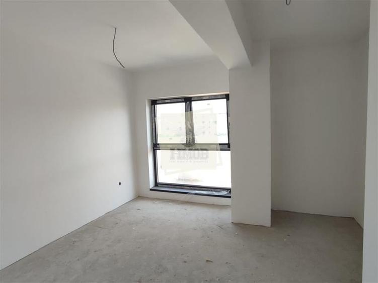 Apartament cu 3 camere etaj 2 balcon si parcare pe Doamna Stanca - 10