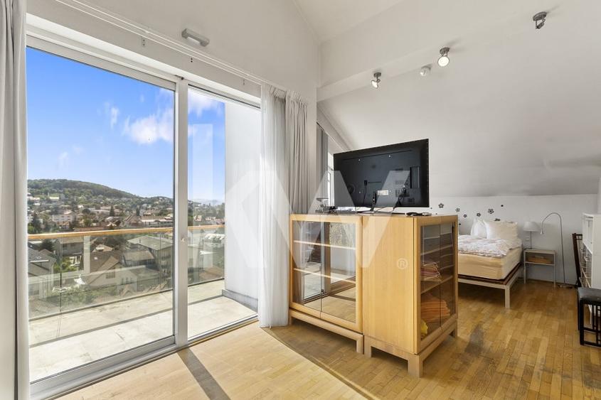 Proprietate unică cu priveliște spectaculoasă în inima Brașovului - 5