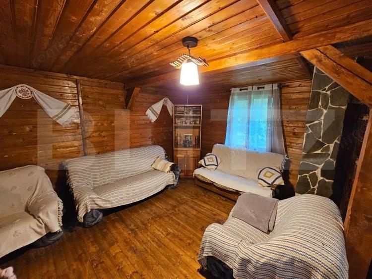 Casa de vacanta cu 4 camere,3300 mp teren,Valisoara - 7