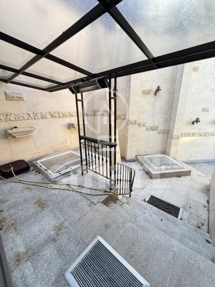 Casa cu 2 unitati locative - 19