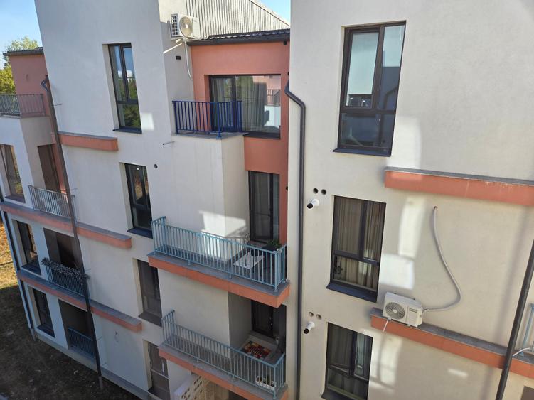 Garsoniera utilata,mobilata ,totul nou ,prima inchiriere ,str Oituz nr 71 - 12