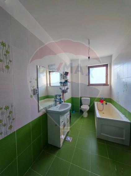 Casă cu 3 camere, curte și mansardă – Chiajna, str. Luceafarului - 10