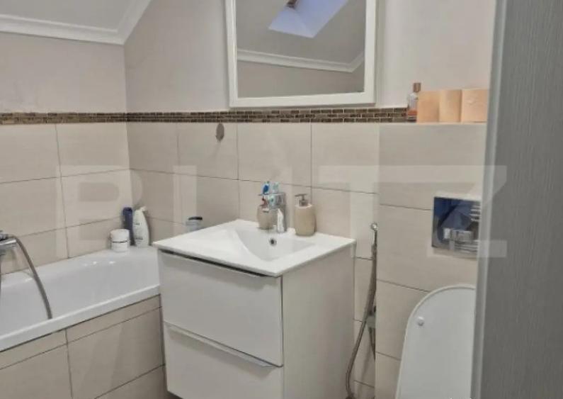 Exclusivitate! Casa de vanzare, cu 6 camere, 155 mp, zona Un - 13