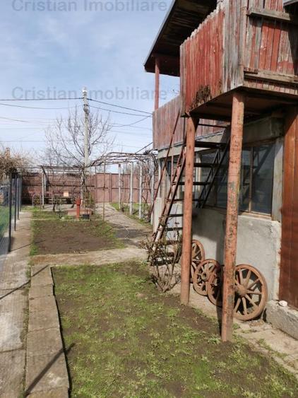 Casa Lacu Sarat, 2 camere, caramida, St-530 mp - 3