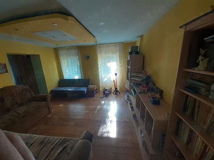 CASA de vanzare in ORAVI?A - 3