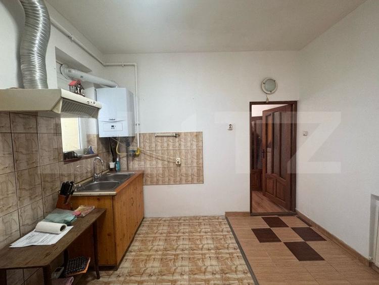 Apartament cu 3 camere, 86,55 mp, zona semicentrala - 1