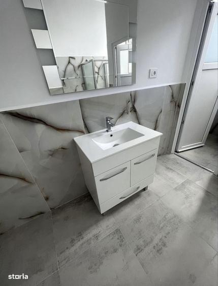 inchiriez spatiu comercial, cu vad, posibilitate compartimentare - 3