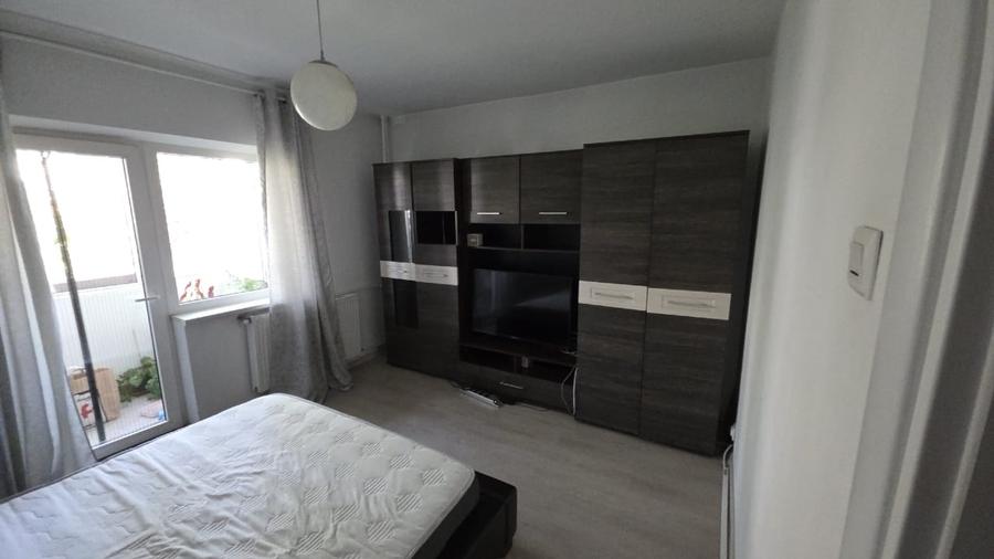 București Mall, et. 3/4, 2 balcoane, PARTICULAR, stradă verde, liniștită - 4