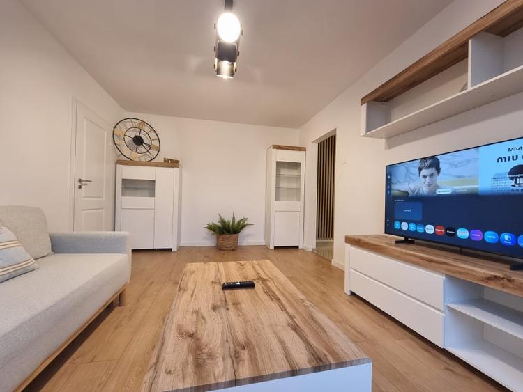 Apartament 3 camere metrou 1 Dec 1918 - 17