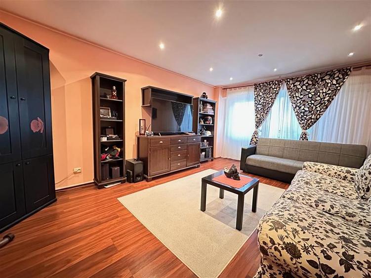 Vanzare garsoniera 40 mp | Dristor - Baba Novac | mobilata si utilata | - 2