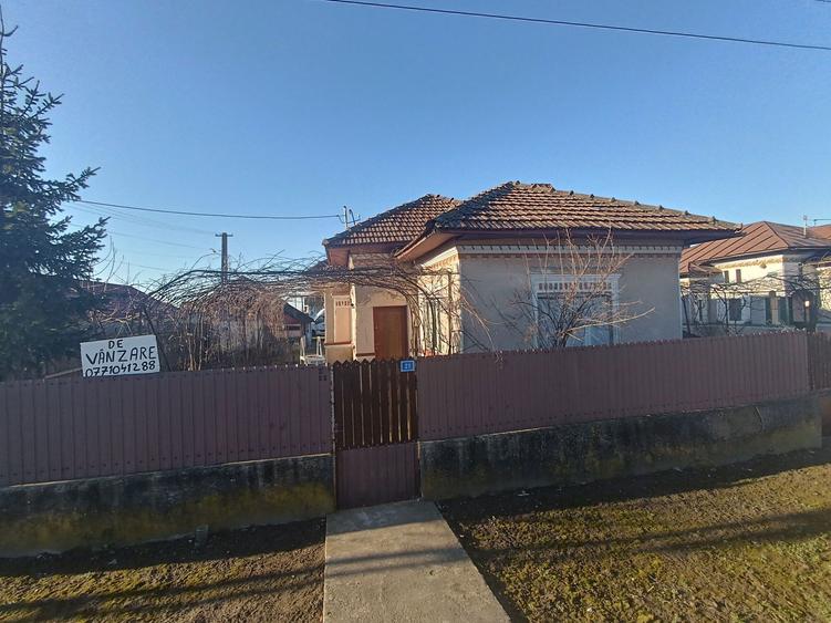 Casa de vanzare in com Ratesti - 5