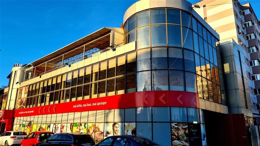 Spatiu SAD, 250 mp,  Eatj 1,  Zona Complex Stadion - 1