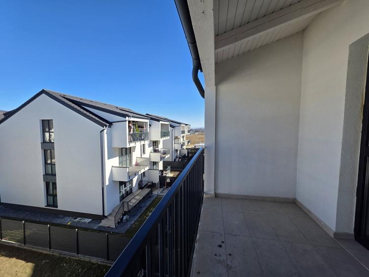 Apartament cu 3 camere 62mp, zona Dealul Lempes, Sanpetru - 2