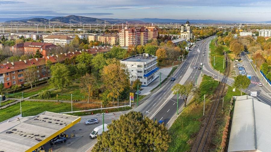 Oportunitate investiție-Clădire cu autorizație hotel și teren BRAȘOV - 8