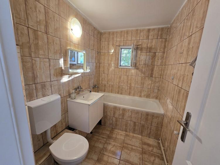 P.F. inchiriez ap 2 camere str Dunarii 65 decomandat - 4