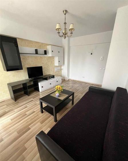 2 camere - decomandat - renovat - usor negociabil - bd.Nicol