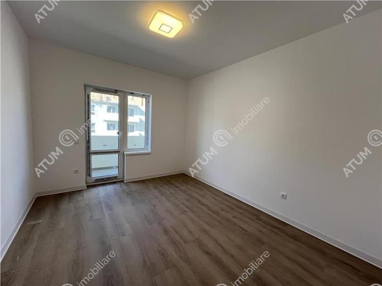 Apartament cu 3 camere 2 bai si balcon etaj 1 zona Doamna Stanca - 3