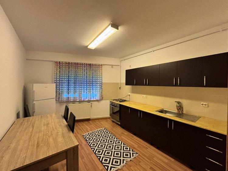 Închiriere apartament 1 cameră, 55 mp - Zona Hotel Europa - 4