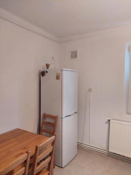 Ofer spre inchiriere un apartament cu 2 Camere. - 7
