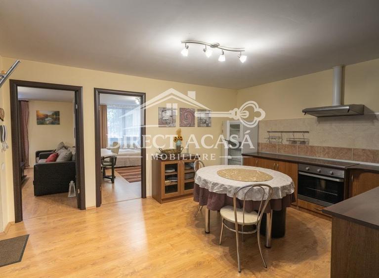 Apartament cu 3 camere decomandat în 7 Noiembrie