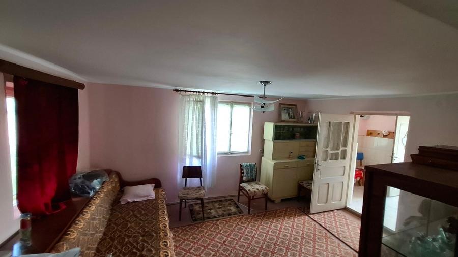 Casa Moraresti 3 camere parter si teren stradal intravilan 4522 mp - 5