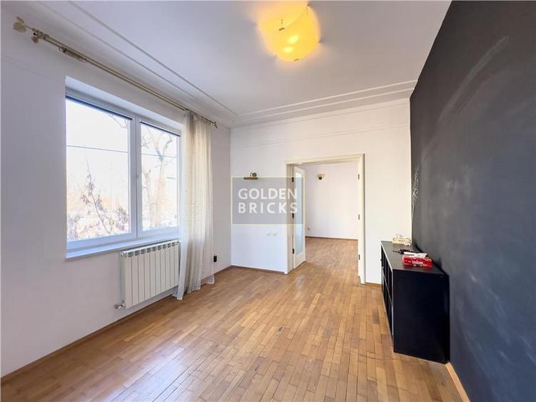 Piata Victoriei | Buzesti | 5 Camere | Curte | Vila Reprezentativa - 11