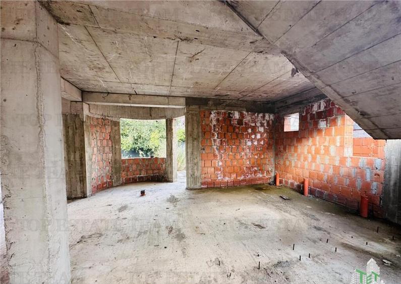 Vila superba in lucru, in zona exclusivista ROSU-DUDU-PADURE - 2