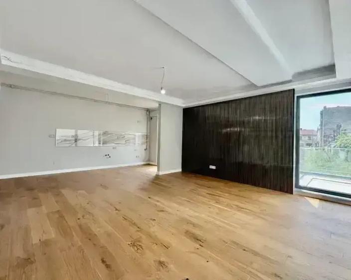 Unirii I Apartament 4 camere I 2 TeraseI 2 Locuri ParcareI Bloc nou I comision 0 - 3