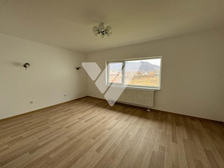 Casa LA CHEIE 4 camere si teren 386 mp de vanzare in Cisnadie Sibiu - 9