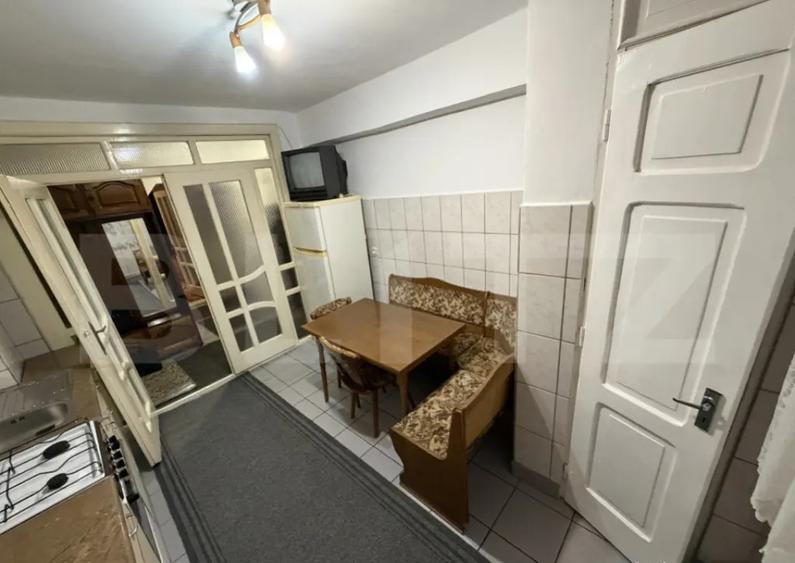 Apartament 3 camere decomandat, 70 mp, zona Cetate - 4