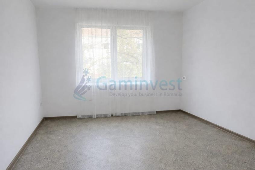 Apartament cu 4 camere de vanzare, Nufarul, Oradea - 3