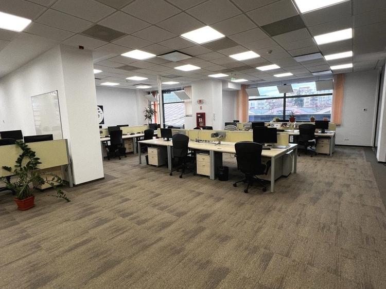 Comision 0 / Cladire de birouri clasa A / Birou ultrafinisat - 4