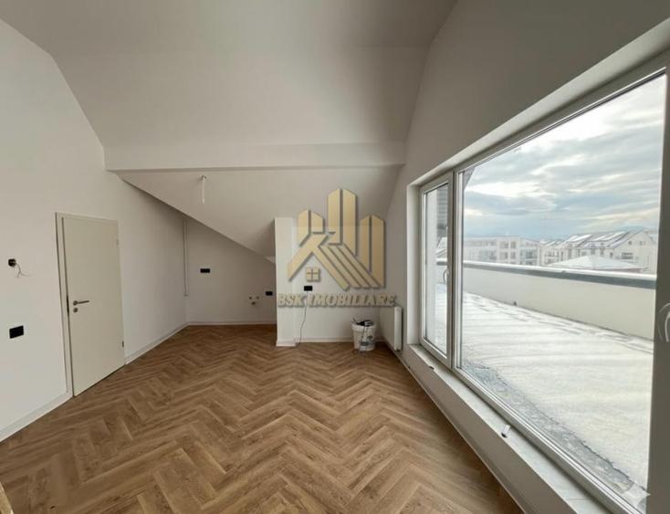 Apartament Penthouse 3 camere Tractorul - 2