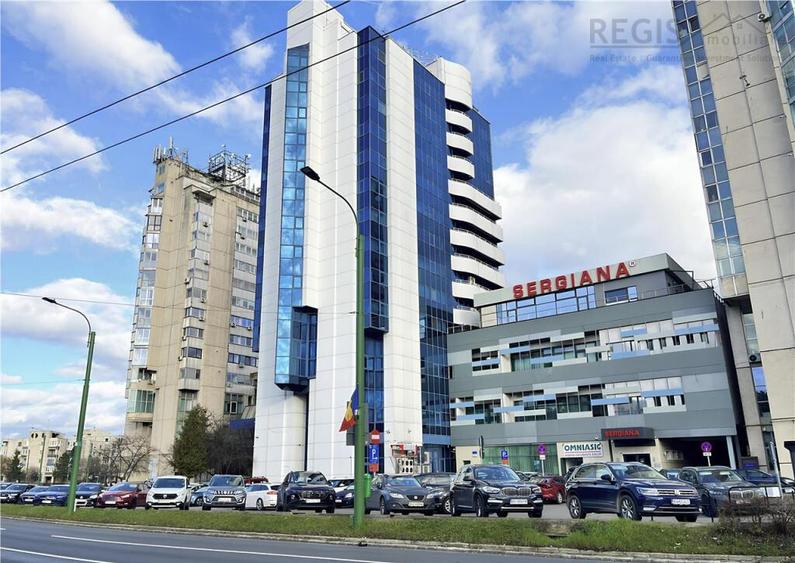 Etaje Renovate in Centrul Civic pentru Birouri de Inchiriat - 14