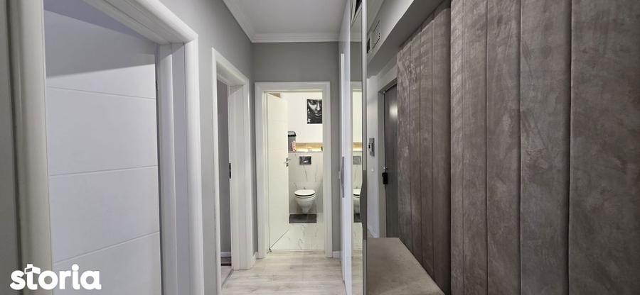 Apartament cu 3 camere în Decebal