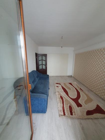 2 cam Sid Vest pret 54000 euro - 2