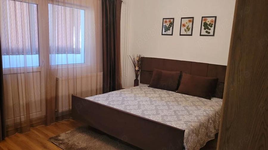 Proprietar inchiriez apartament 3 camere decomandat conf I - 5