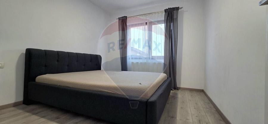 Casă / Vilă cu 5 camere de vânzare - 10