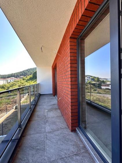 Duplex cu un design deosebit, spatiu generos si curte proprie - 10