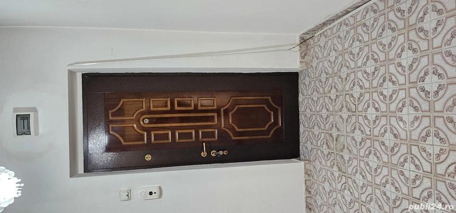 Vand apartament cf 1 semidecomandat in zona de Nord a Ploiestiului - 1