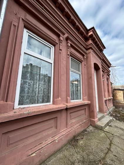 Casa 3 camere, 300 mp teren zona super buna - 1