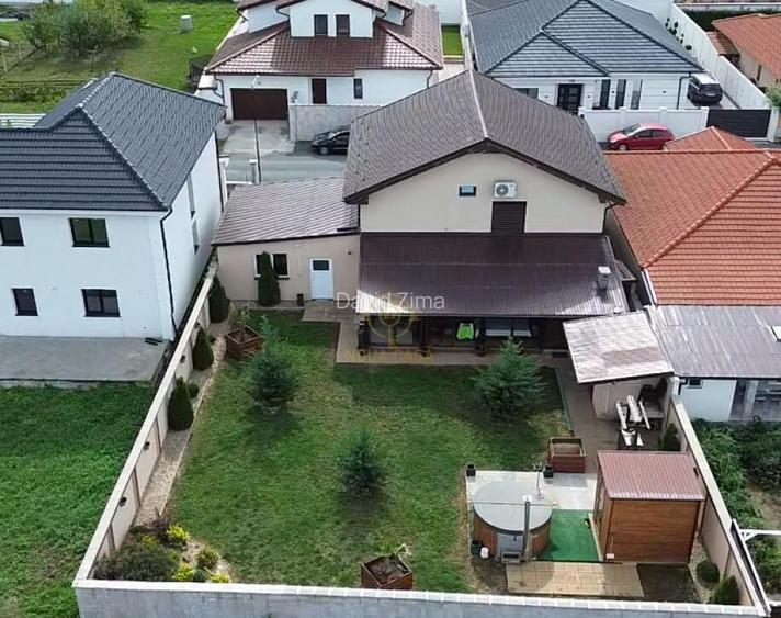 REDUCERE! Vila de vanzare /Mobilata Utilata/Carter Rezide...