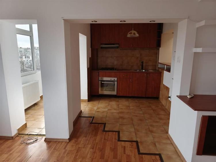 Apartament decomandat 51mp , doua balcoane, Mihai Bravu - 5