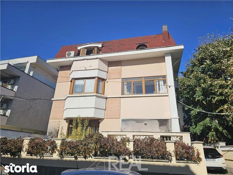 Vila de vanzare zona Foisorul de Foc - 2