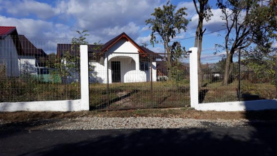 Casa langa Valenii de Munte - 1