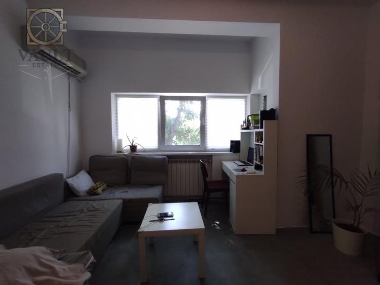 Apartament 4 camere  - BOXA INCLUSA - zona CALEA CALARASILOR / HALA TRAIAN - 4
