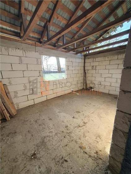 Exclusivitate! Casa + teren zona centrala in comuna Florica - 9