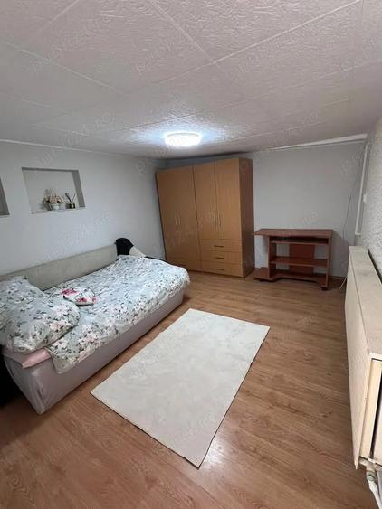 Inchiriez apartament cu o camera, 20-30mp, in zona centrala, la casa - 11