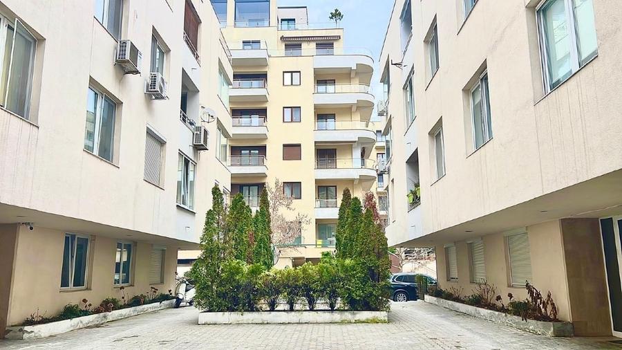 Proprietar, apartament cochet la 2 minute de parc - 3