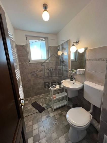 Casă de vacanța / Vilă în Păltiniș cu piscina acoperită și încălzită - 12